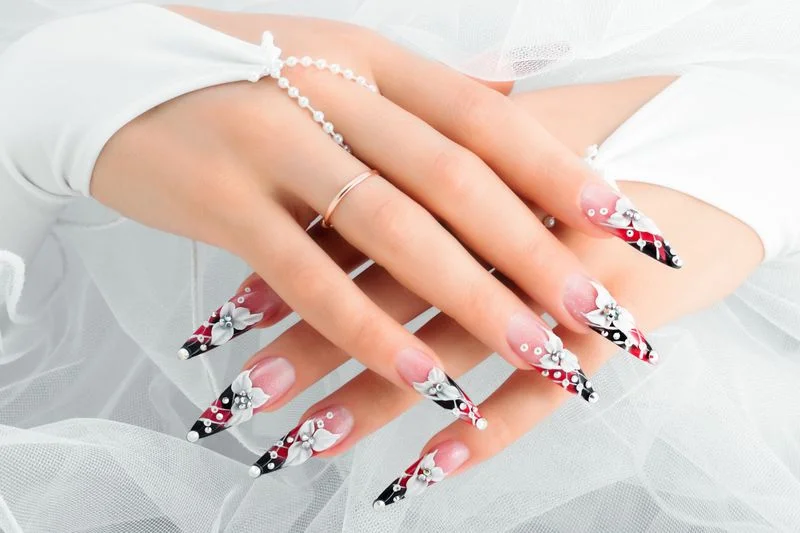 Finished acrylic nail set with hand-painted art